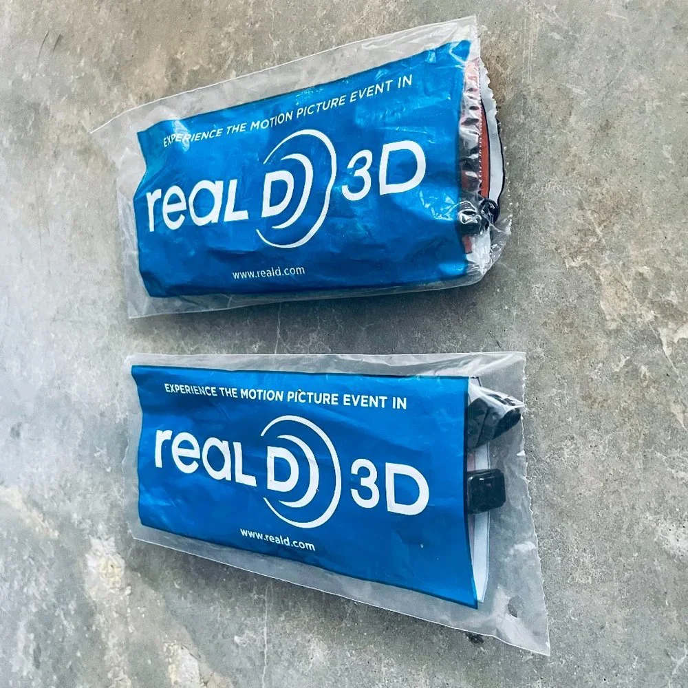 ⭐️ $10 - (BUNDLE OF 2) REALD 3D POLARIZED MOVIE THEATER GLASSES | REUSEABLE